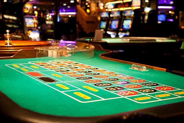 Live dealer studio setup with HD cameras and professional lighting at dirgawin88