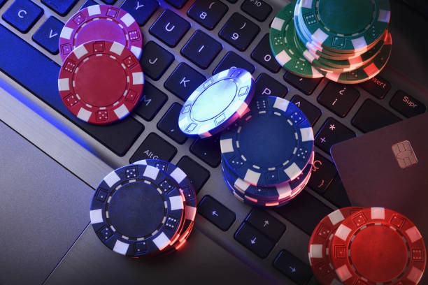 Live blackjack dealer at dirgawin88 studio table with multiple camera angles